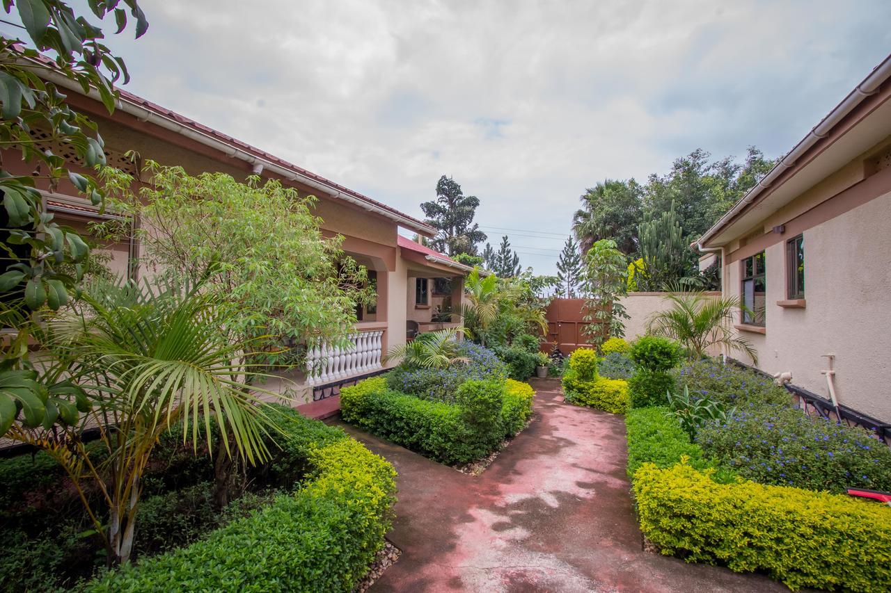 Tuzza Hotel Bushenyi Exteriér fotografie