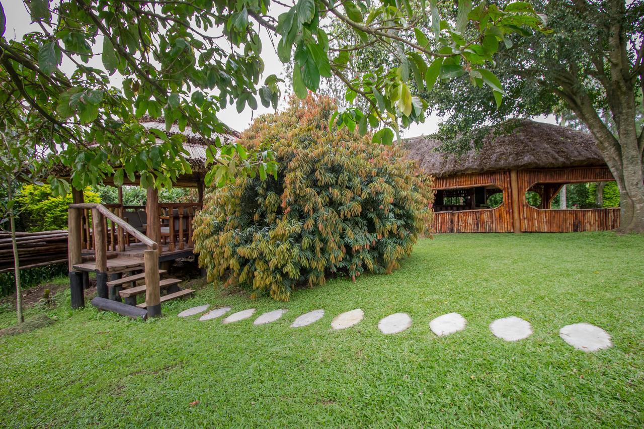 Tuzza Hotel Bushenyi Exteriér fotografie