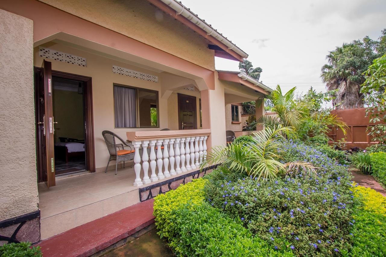 Tuzza Hotel Bushenyi Exteriér fotografie