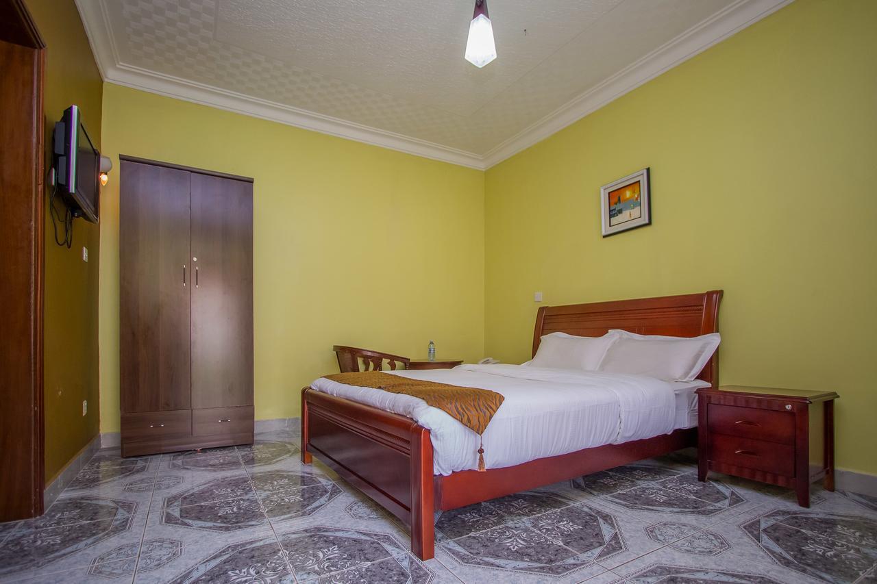 Tuzza Hotel Bushenyi Exteriér fotografie