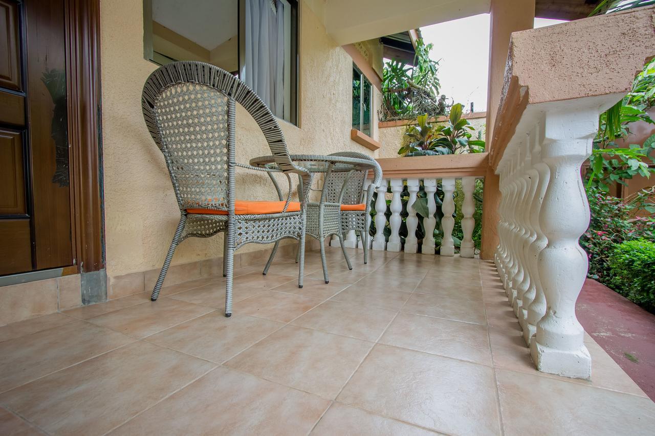 Tuzza Hotel Bushenyi Exteriér fotografie